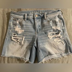 American Eagle MIDI shorts